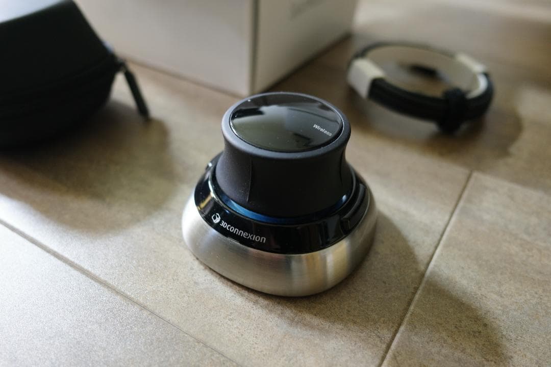 ワイヤレス　3Dconnexion SpaceMouse Wireless 本体