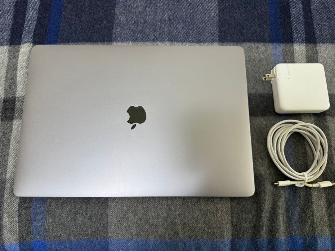 v*9様 MacBook Pro 16インチ（2019年モデル）i9 intel