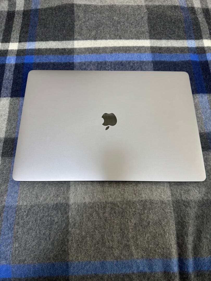 v*9様 MacBook Pro 16インチ（2019年モデル）i9 intel