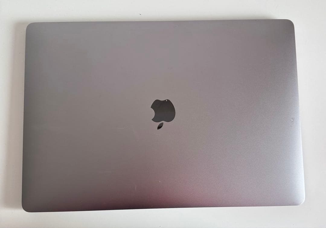 Macbook Pro 2019 15インチ Windows 11 Pro