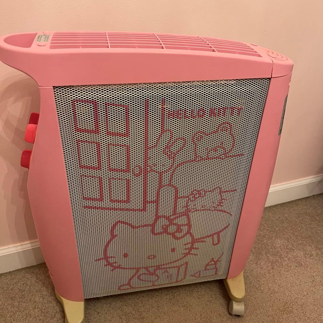 【激レア】ハローキティ　電気フィルムヒーター　ピンク