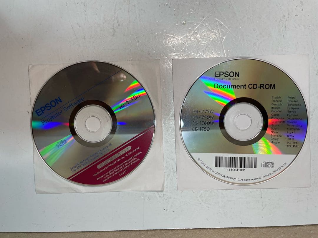 エプソン EB-1770W 超ポータブルプロジェクター。