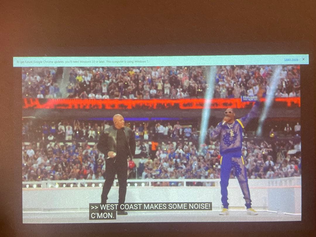 エプソン EB-1770W 超ポータブルプロジェクター。