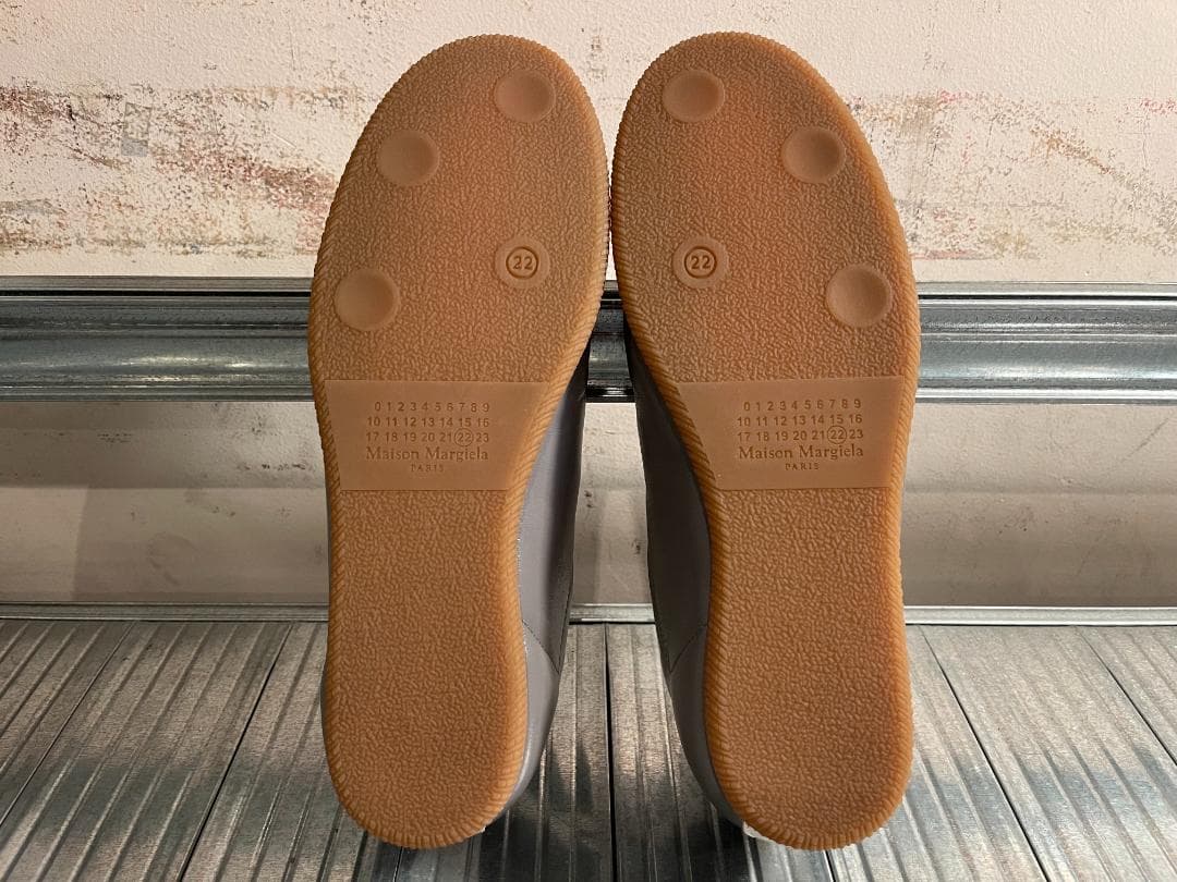 C*F様 未使用☆廃盤カラー／メゾンマルジェラ／レプリカ／フェザーライトスニーカ