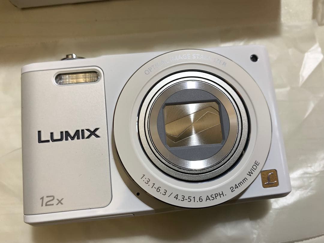 SALE 美品　Panasonic LUMIX DMC-SZ10 デジタルカメラ