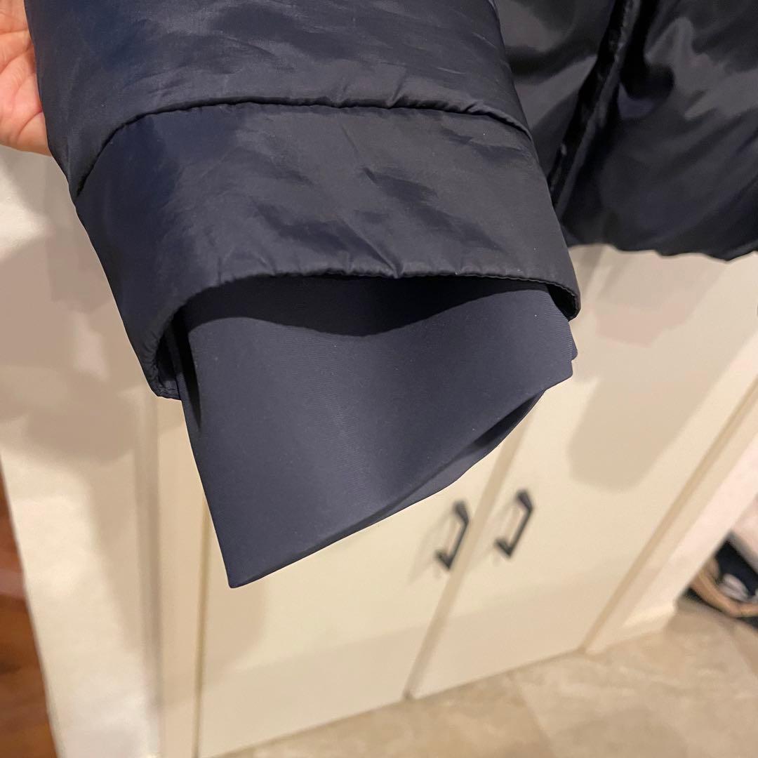 HUGO BOSS 中綿ジャケット　スタンドカラー　メタルプレート　アウター