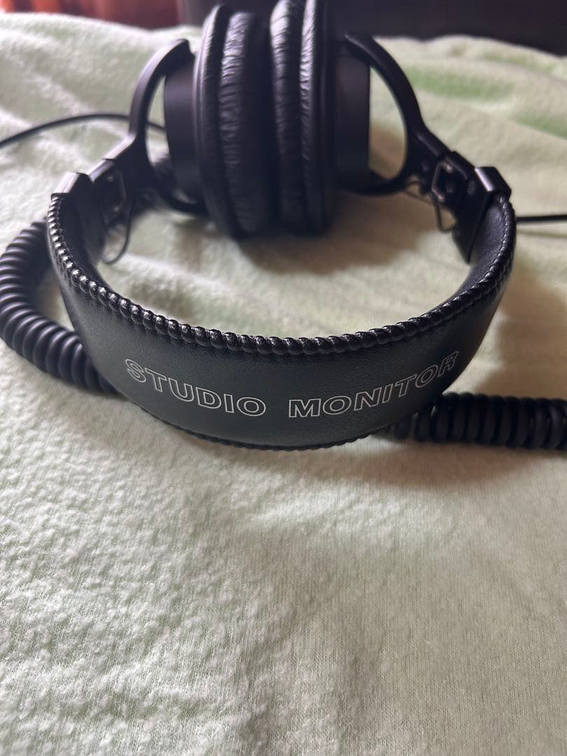 【美品】SONY ステレオヘッドホン 有線 MDR-7506