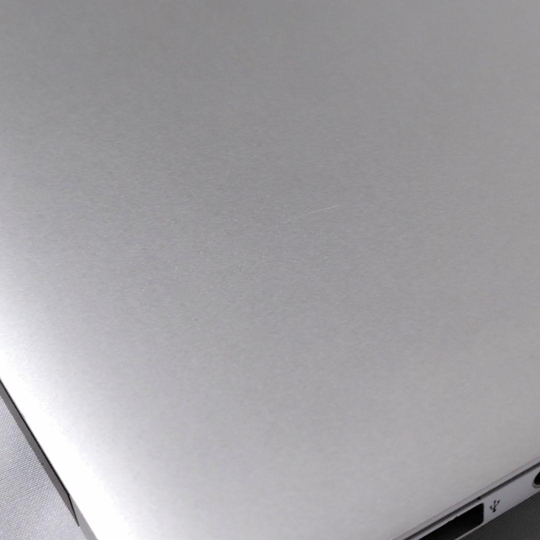 MacBook Air A1465 11インチ 2015 本体のみ 初期化済