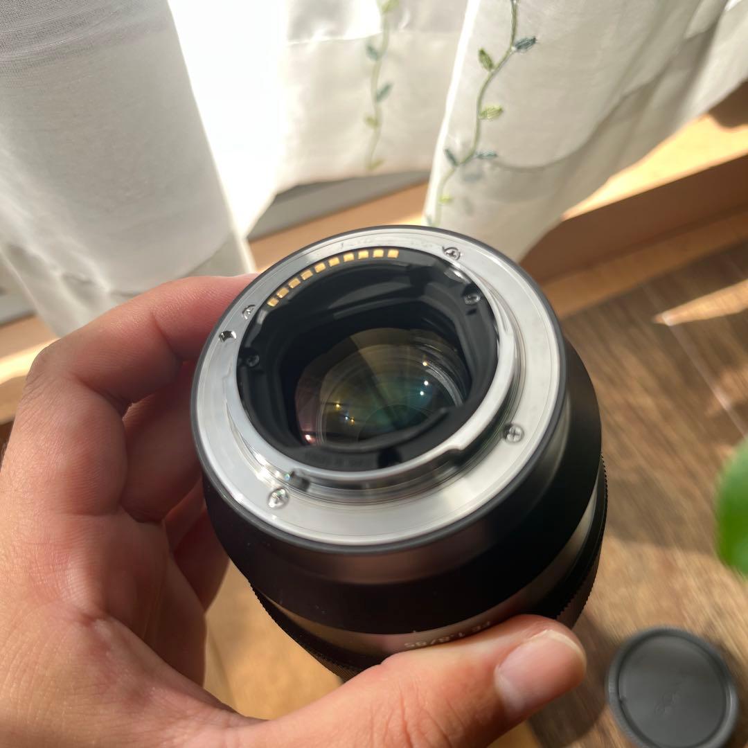 SONY 85mm F/1.8 Eマウント