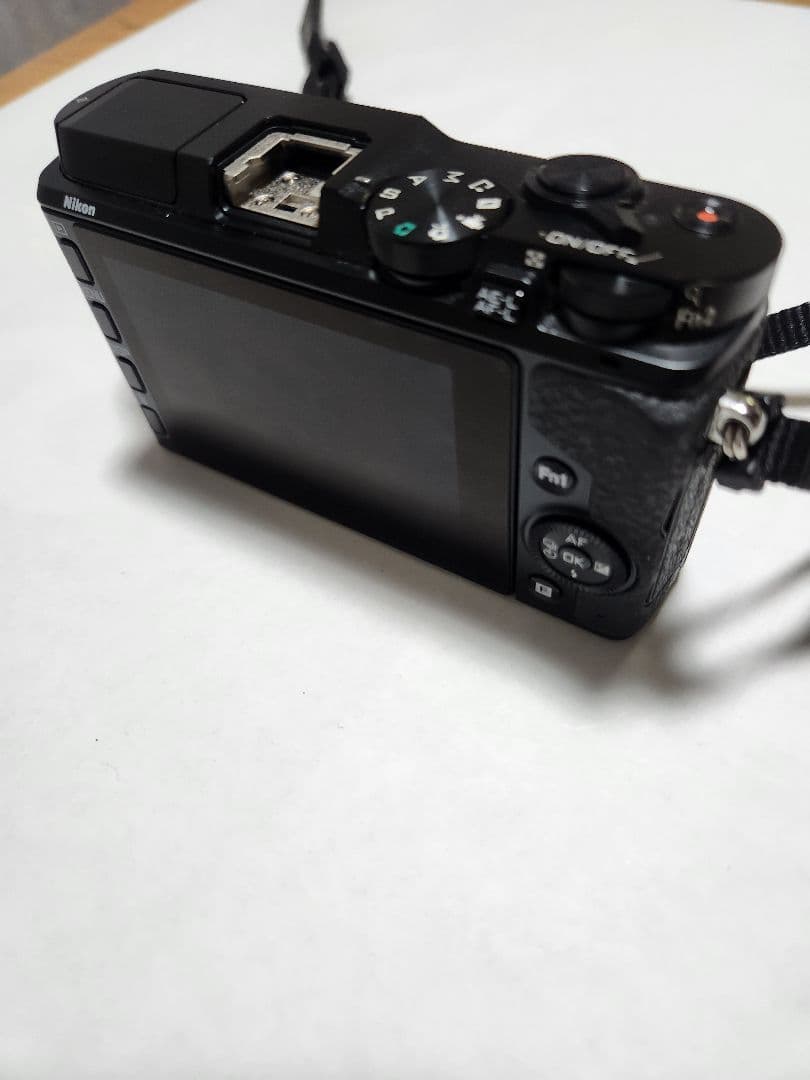 Nikon 1 V3 ミラーレス一眼カメラ