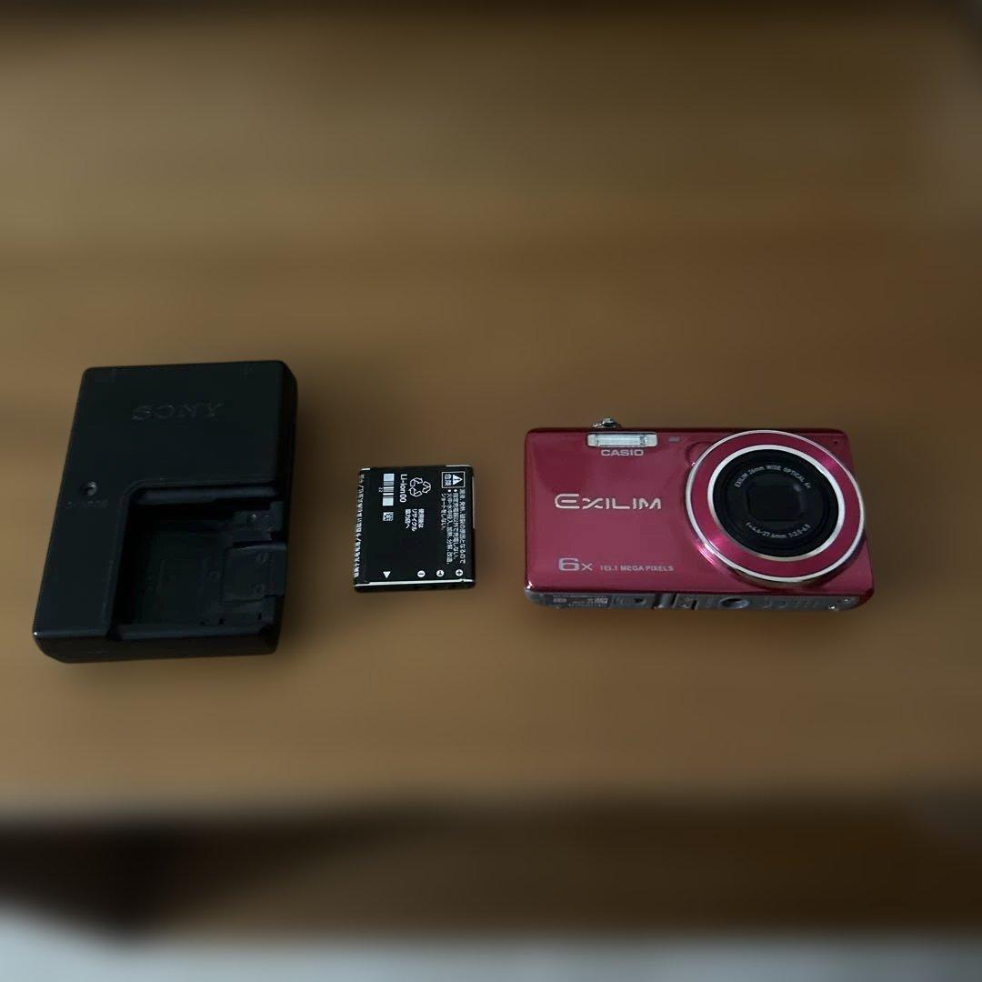 CASIO EXILIM ピンク コンパクトデジタルカメラ