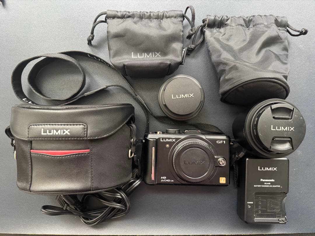LUMIX DMC-GF1 ミラーレス一眼 本体とレンズ2本