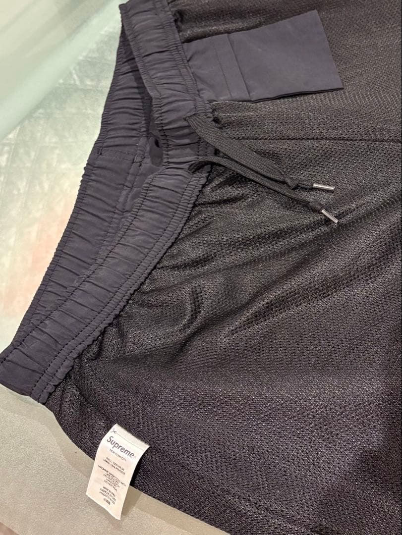 最終価格SUPREME ナイロンジャケット ブラック/グリーン