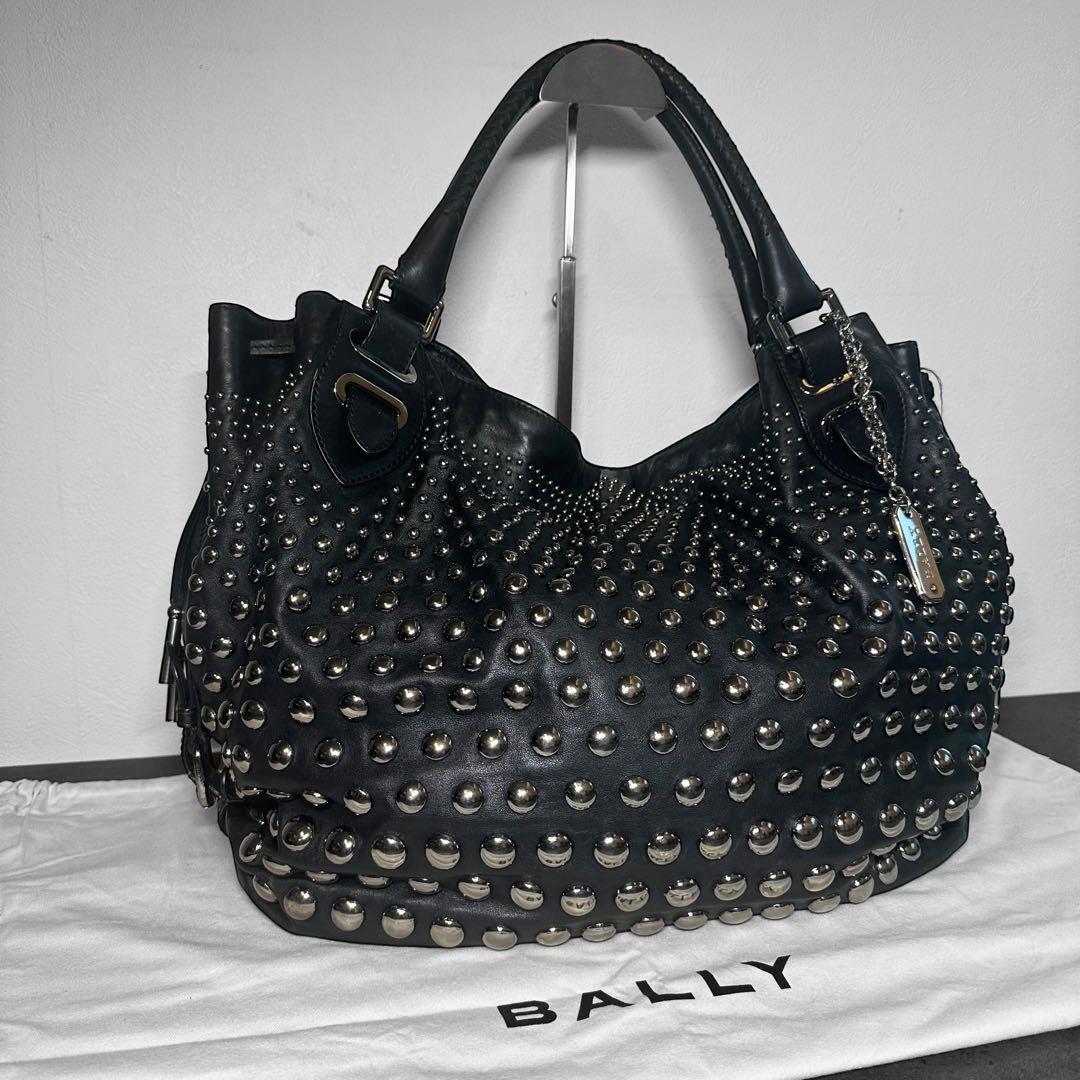 超希少✨BALLY Studded Leather Shoulder Bag
