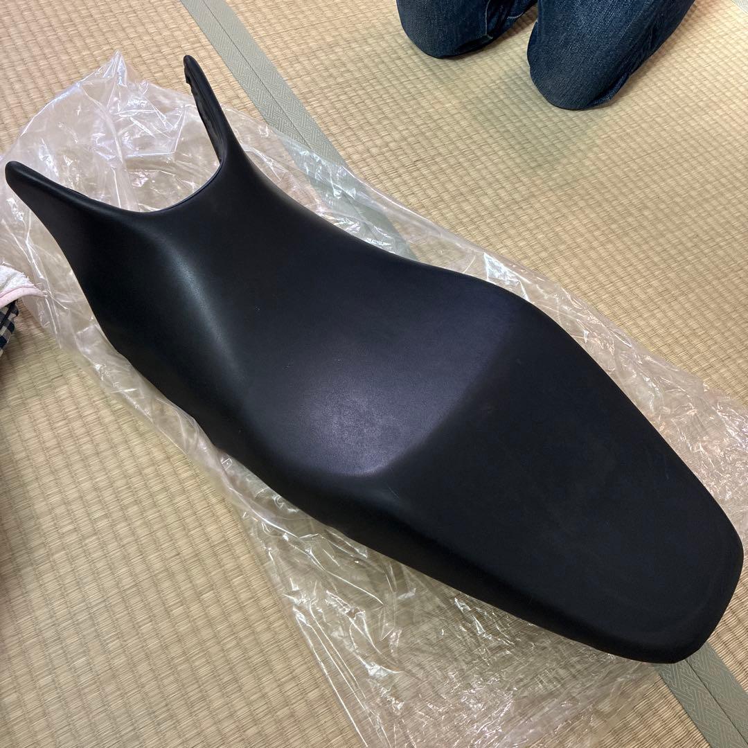 村*田様 ホーネット250純正シート