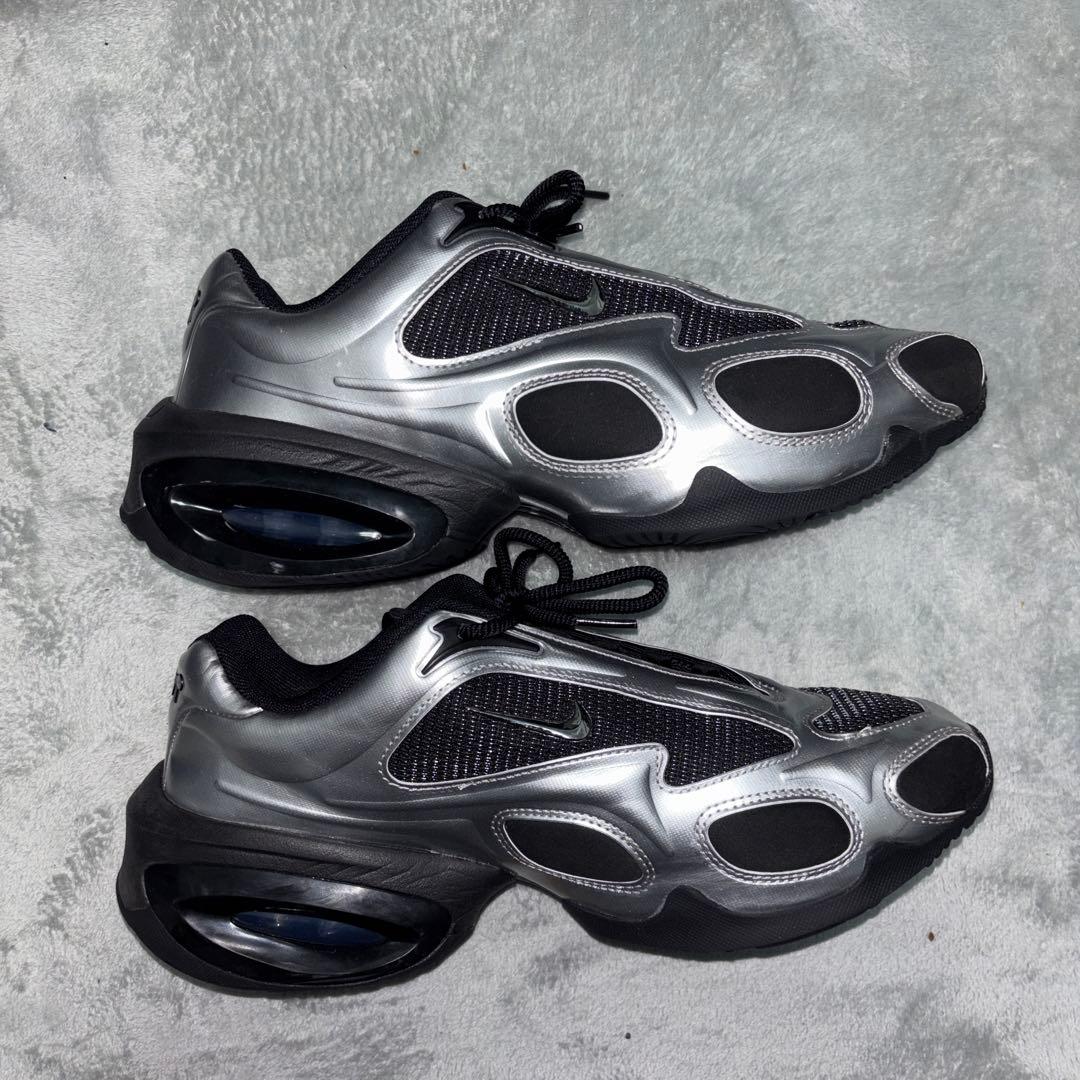 靴 Nike AirMax Muse \"Black/llic Silver\"