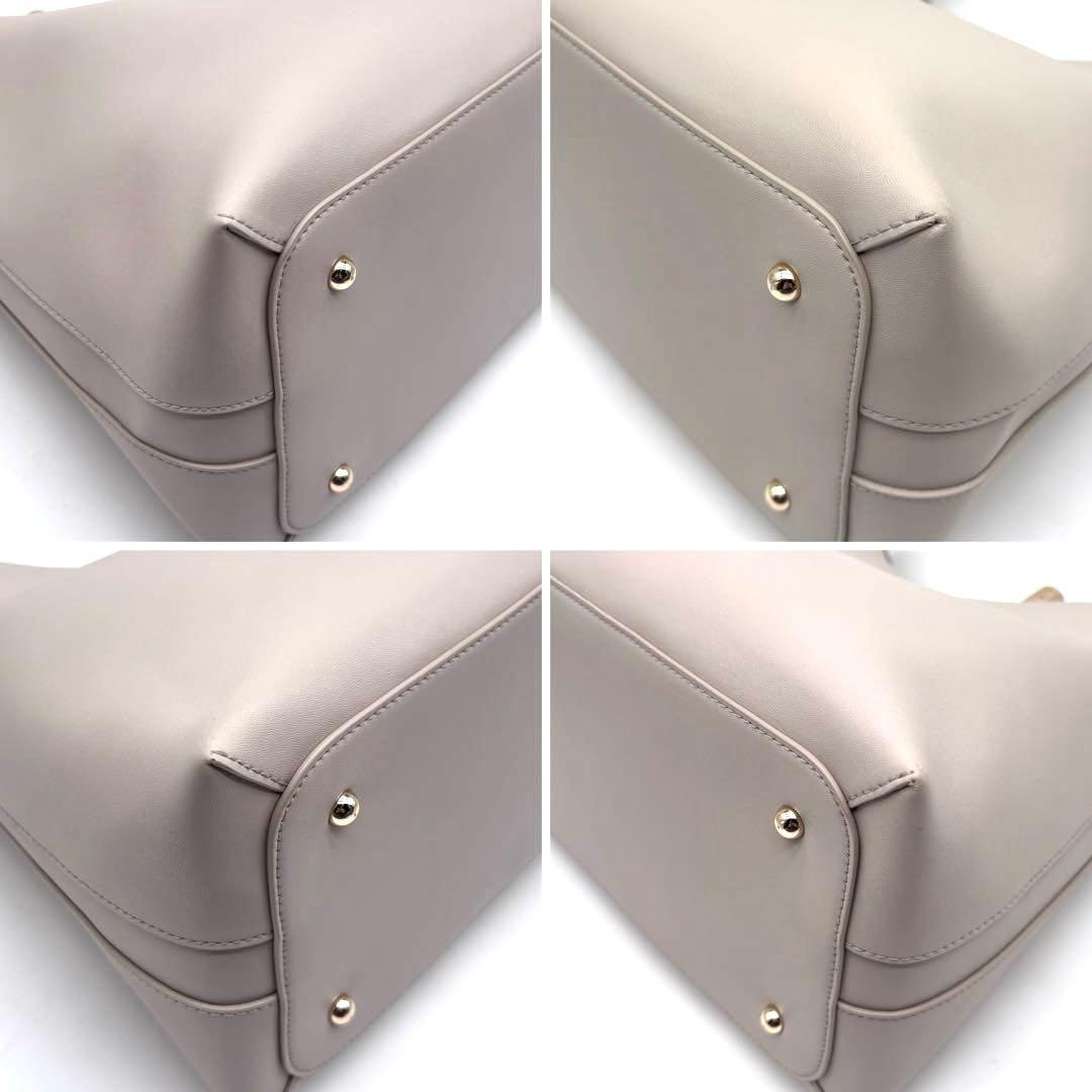 ✨未使用級✨現行✨フルラ　ゴッチャ　M　ホーボーバッグ　グレージュ