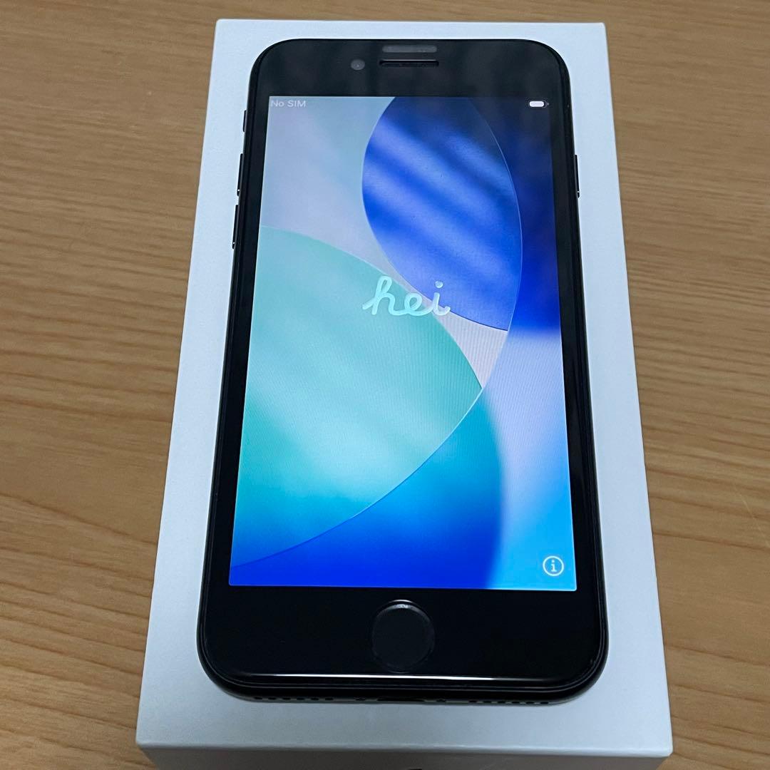 iPhoneSE2 64gb ブラック 本体美品 バッテリー交換必要