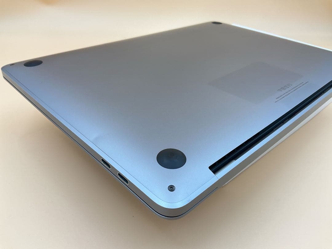 Macbook Pro 2020 13インチ M1 メモリ16GB 1TB