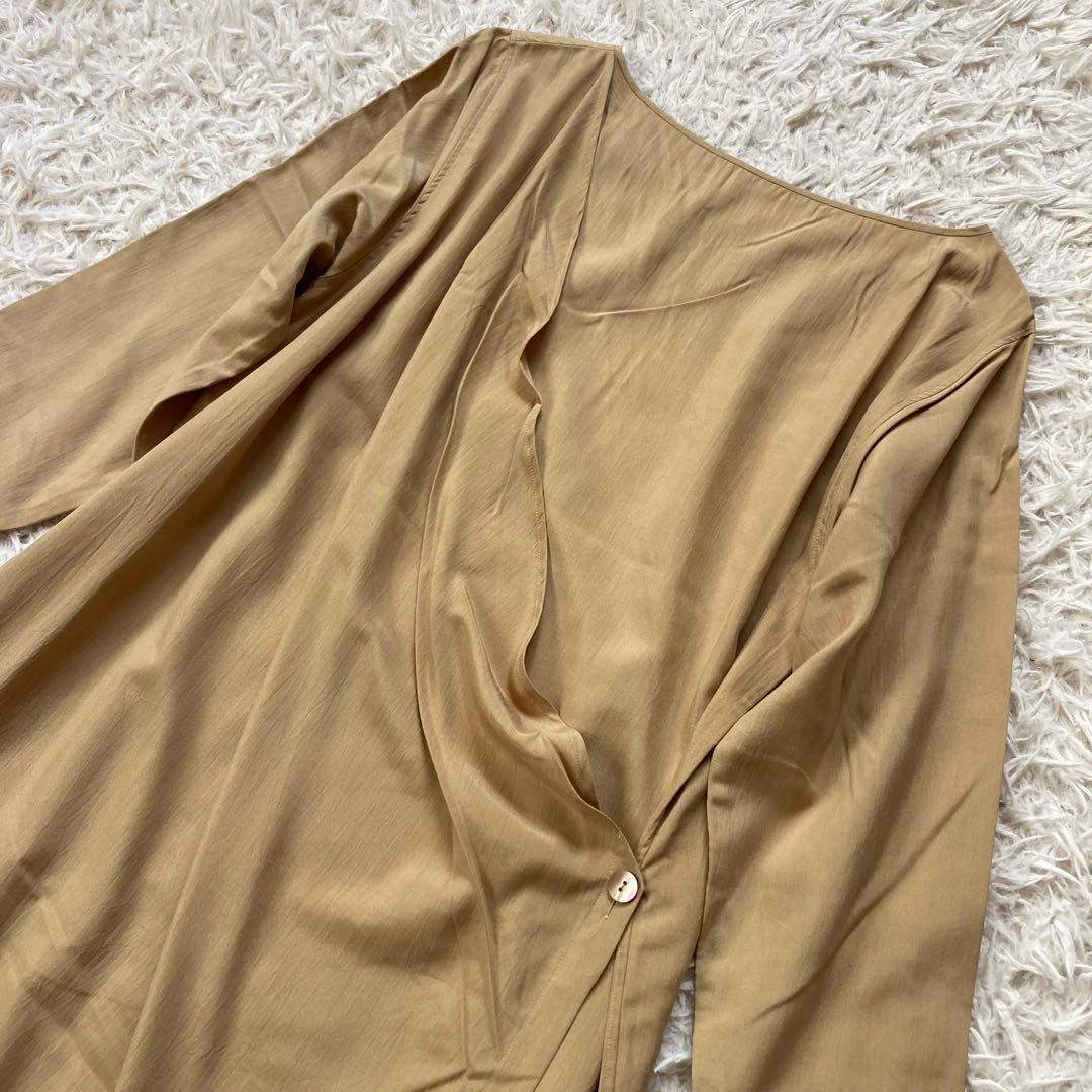 ヨーガンレール セットアップスーツ シルク100% M ベージュ ベルト付