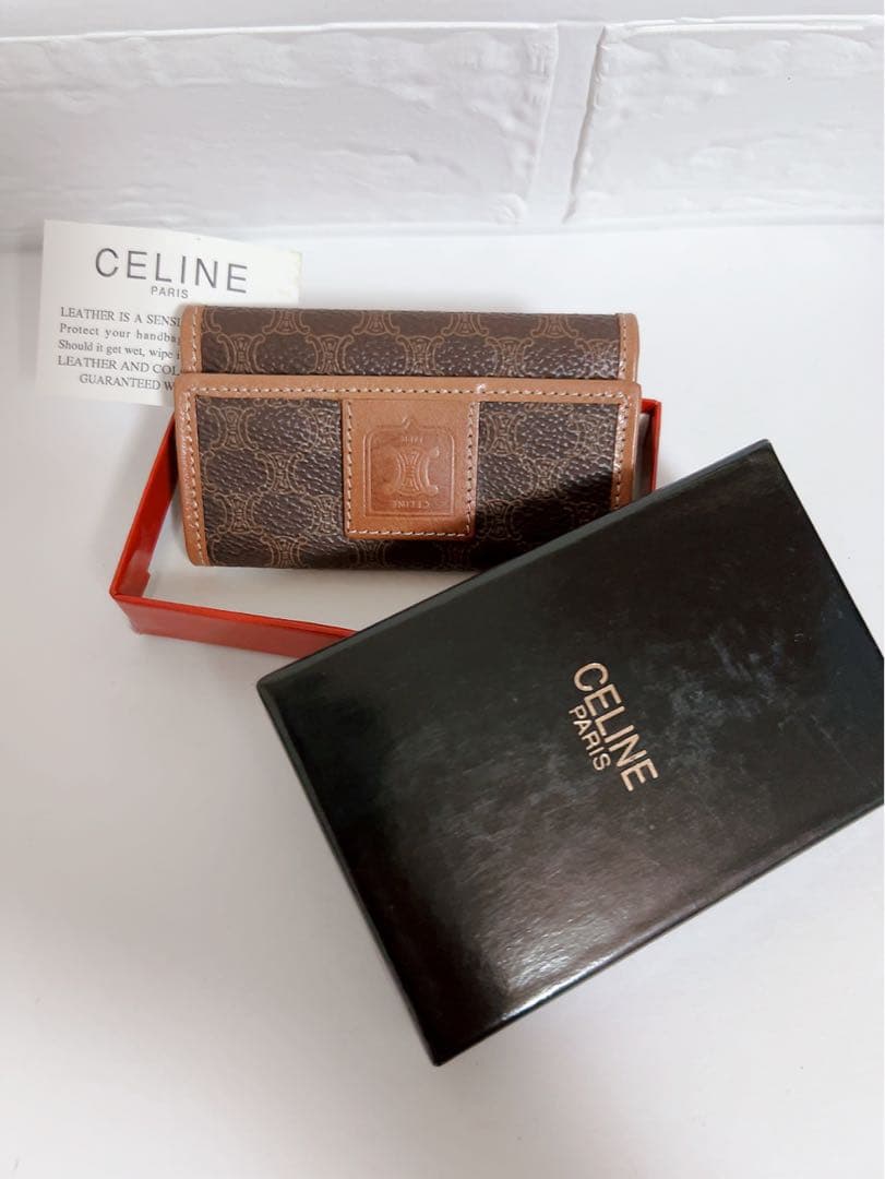 セリーヌ　CELINE キーケース　6連　ブラウン系　箱付き