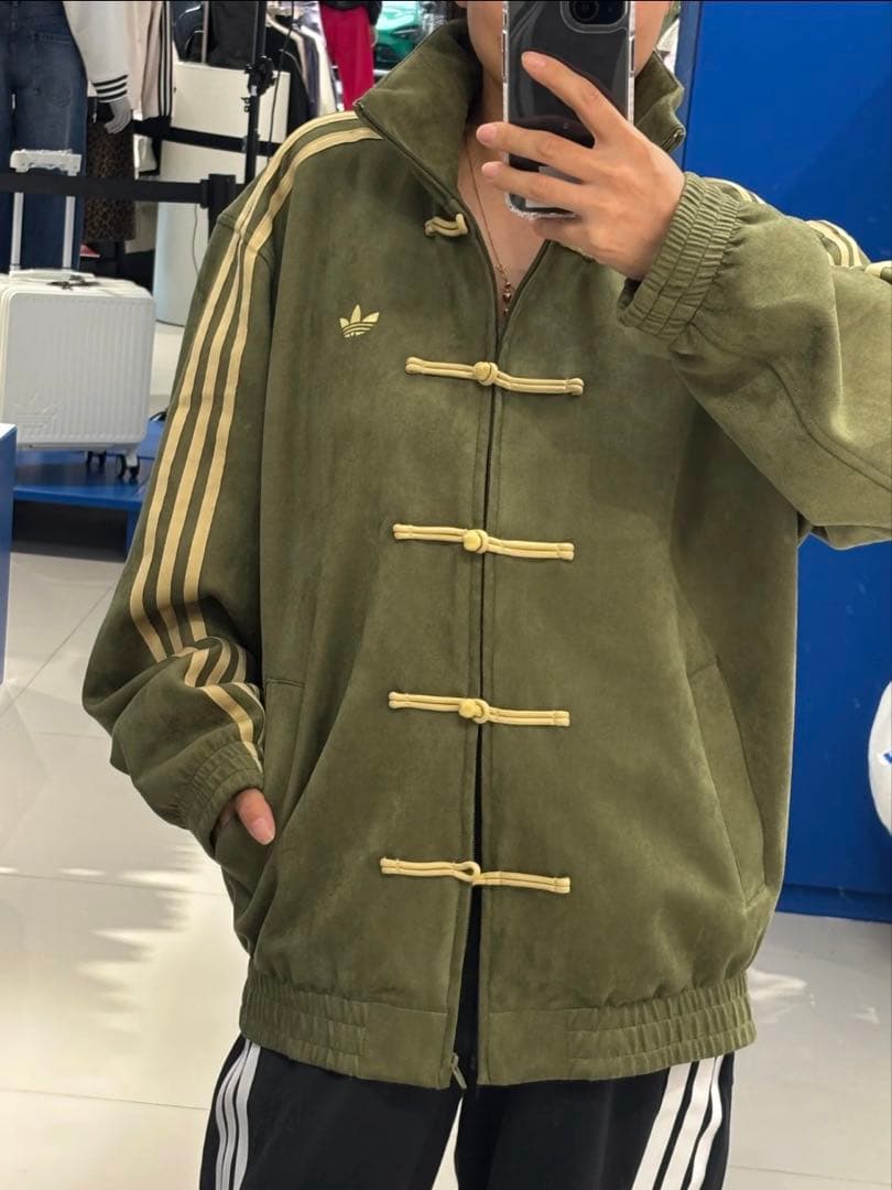海外限定XL Adidas チャイナトラックジャケット グリーン　KT3847