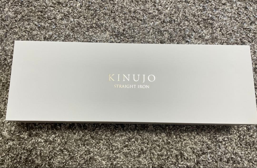 キヌージョ　ストレートアイロン