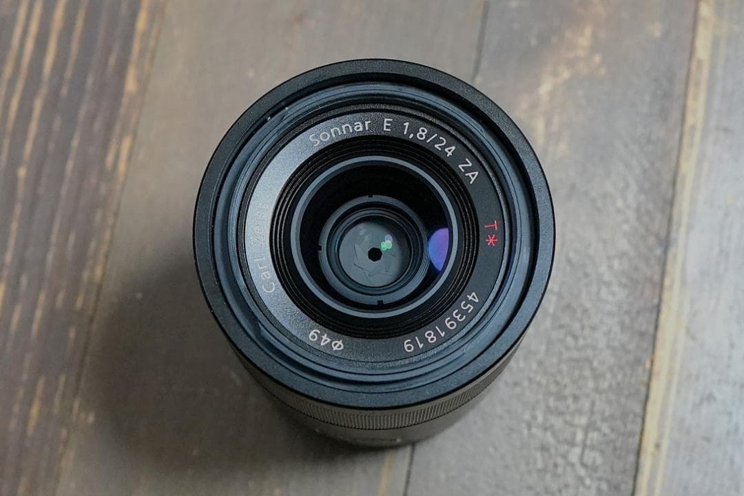 【美品】SONY Eマウントレンズ ZEISS SEL24F18Z