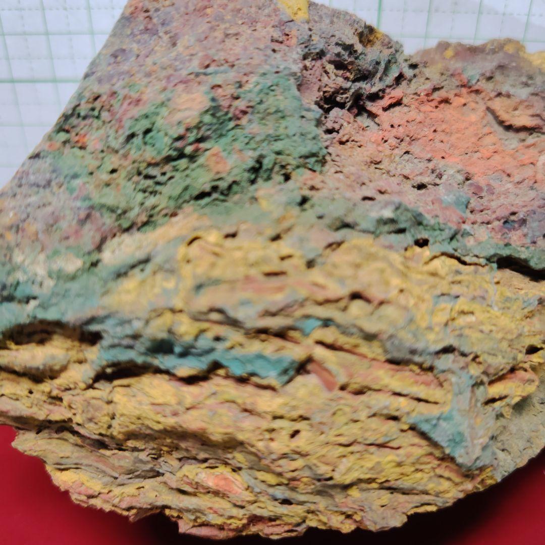 多彩な色の自然石（津軽錦石）原石、管理Ｎｏ．71238台除く