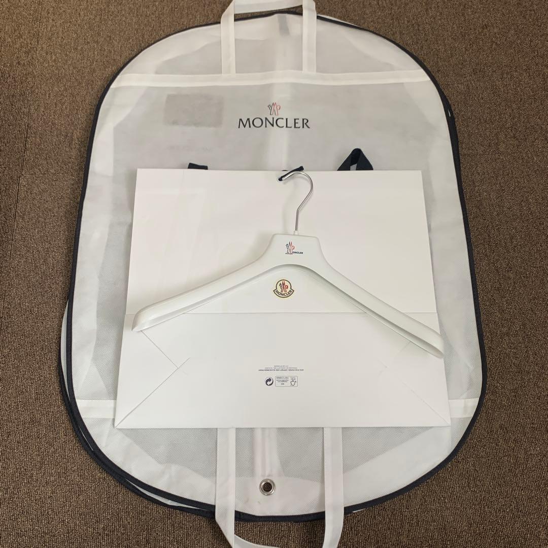 【極美品】MONCLER MONTCLA GIUBBOTTO ダウンジャケット