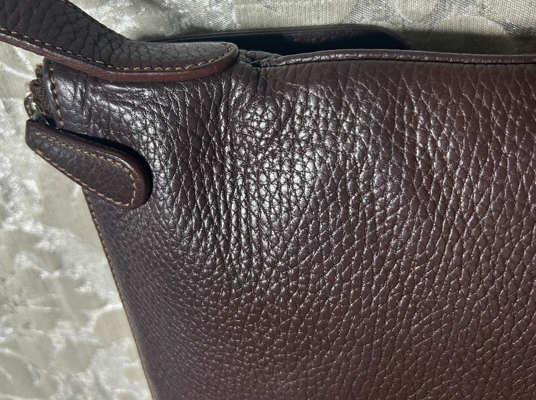 LOEWE ダークブラウン ショルダーバッグ