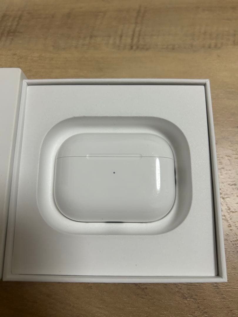 AirPods Pro (第2世代) MagSafe充電ケース