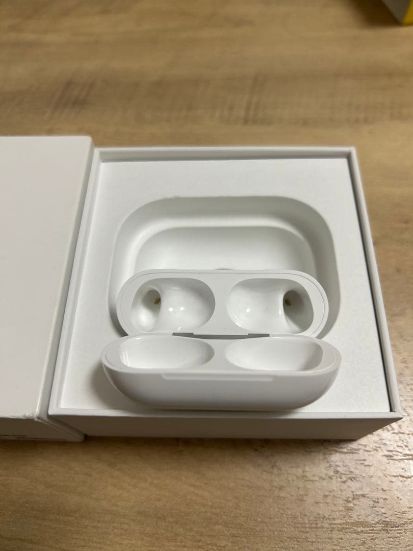 AirPods Pro (第2世代) MagSafe充電ケース
