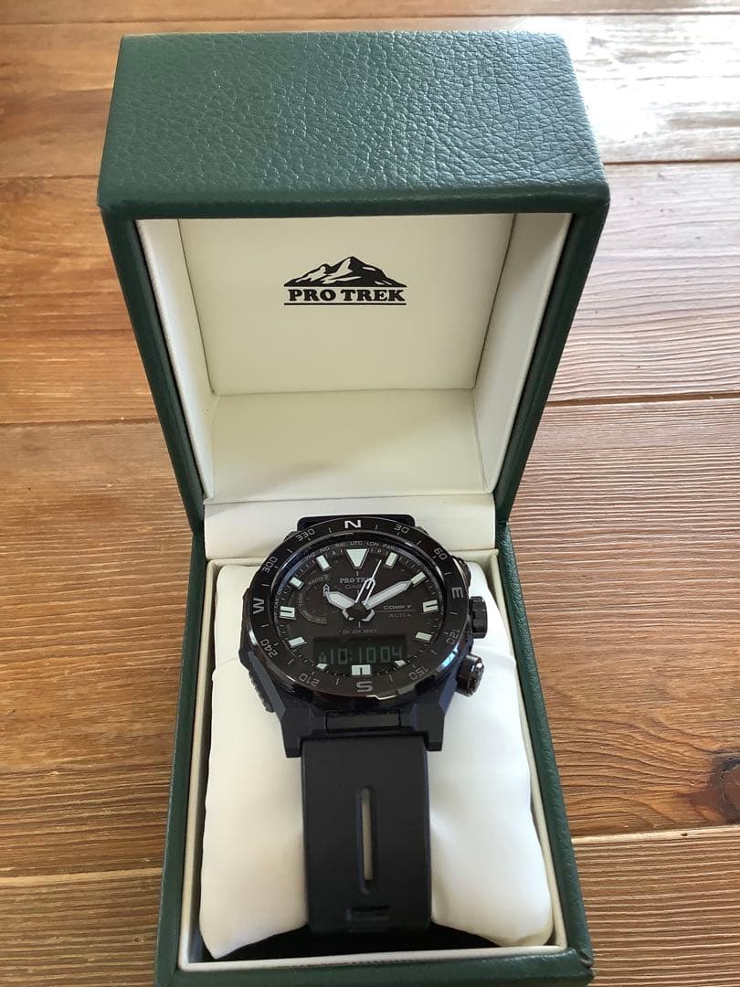 カシオ★プロトレック★アナログ＆デジタルソーラー PRW-6800Y-1JF