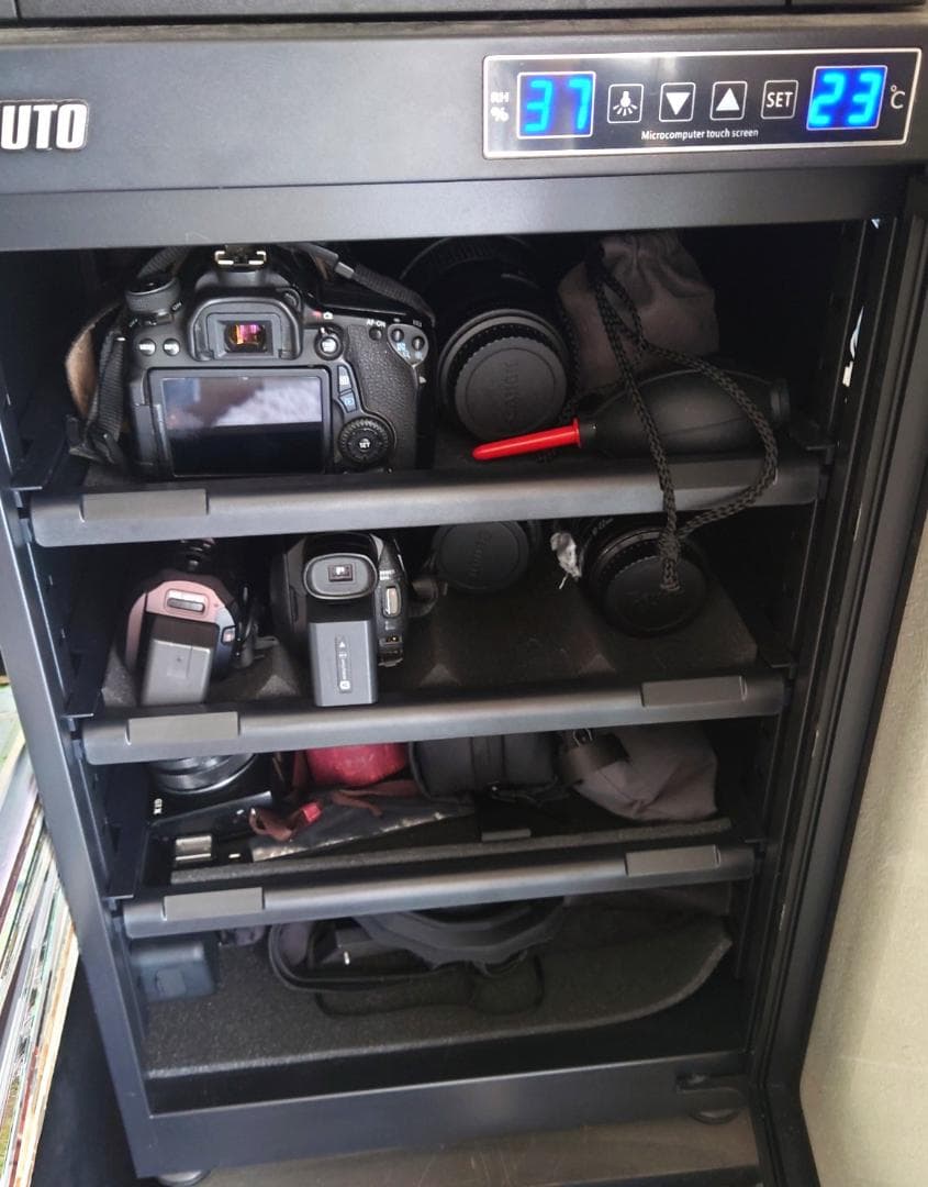 初心者用に最高 Nikon 一眼レフ D5500 レンズ2本で広角から望遠まで