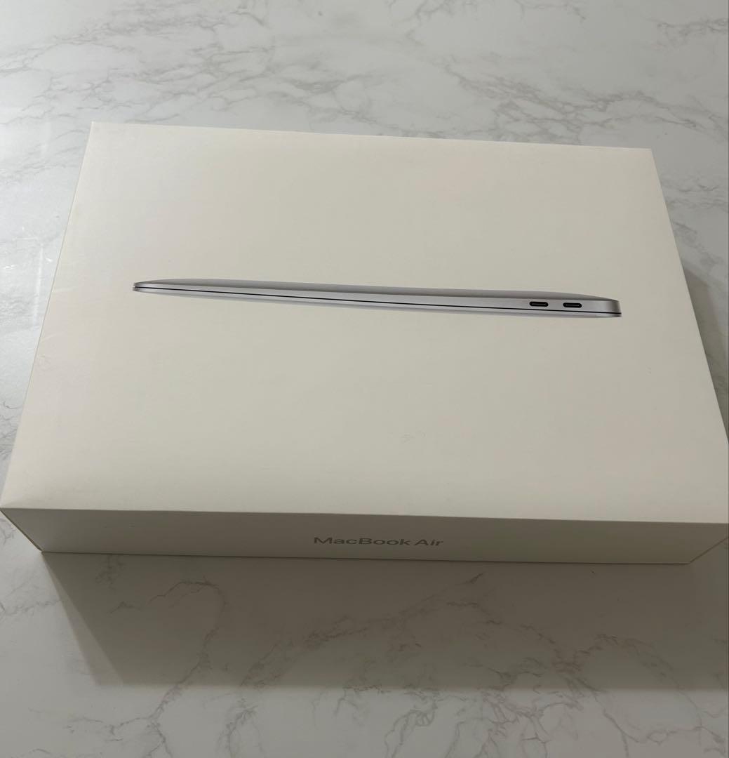 MacBook本体 MacBook Air M1 / 16GB / 512GB