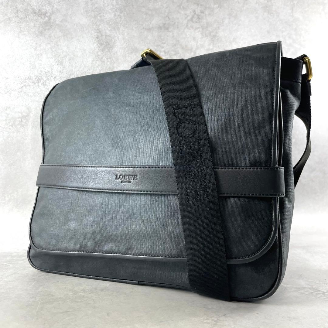 美品✨ ロエベ LOEWE ショルダーバッグ メッセンジャー ロゴ紐 ブラック