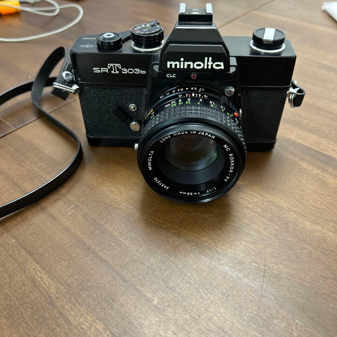 一眼レフminolta SRT303b