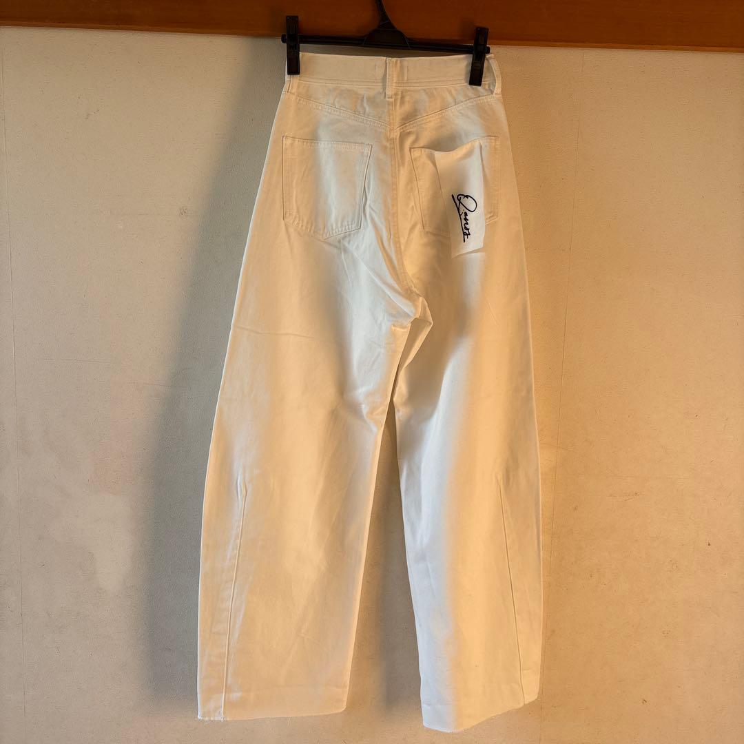 【新品　未使用】コラージュ　ガリャルダガランテ　ホワイト デニムパンツ TM