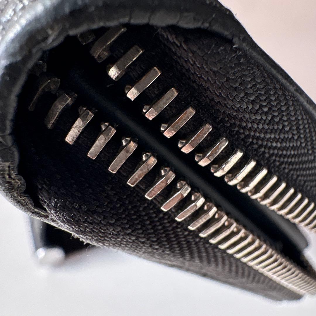 ルイヴィトン　長財布　マヒナ　ブラック