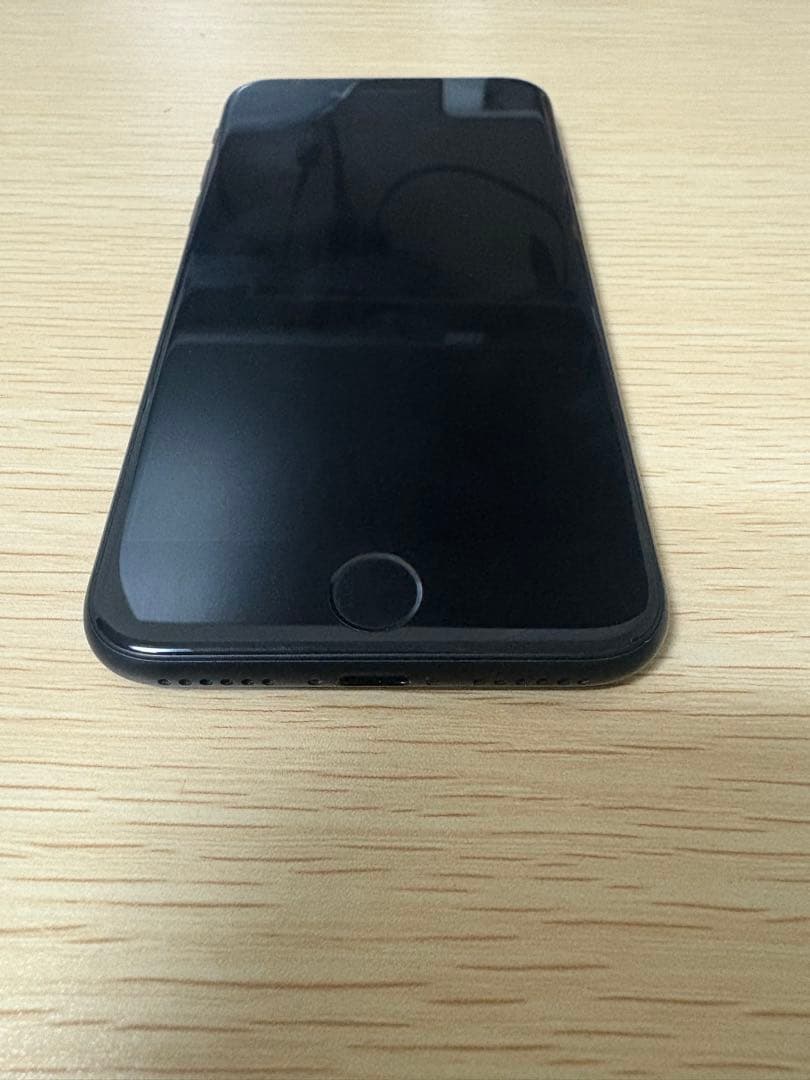 美品 iPhone SE2 64GB simフリー ブラック バッテリー87%