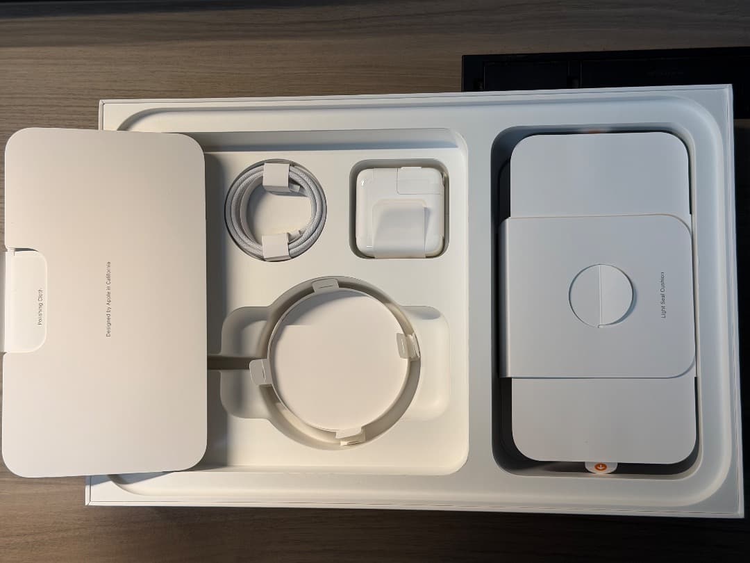 Apple Vision Pro 256GB + 追加バッテリーパック