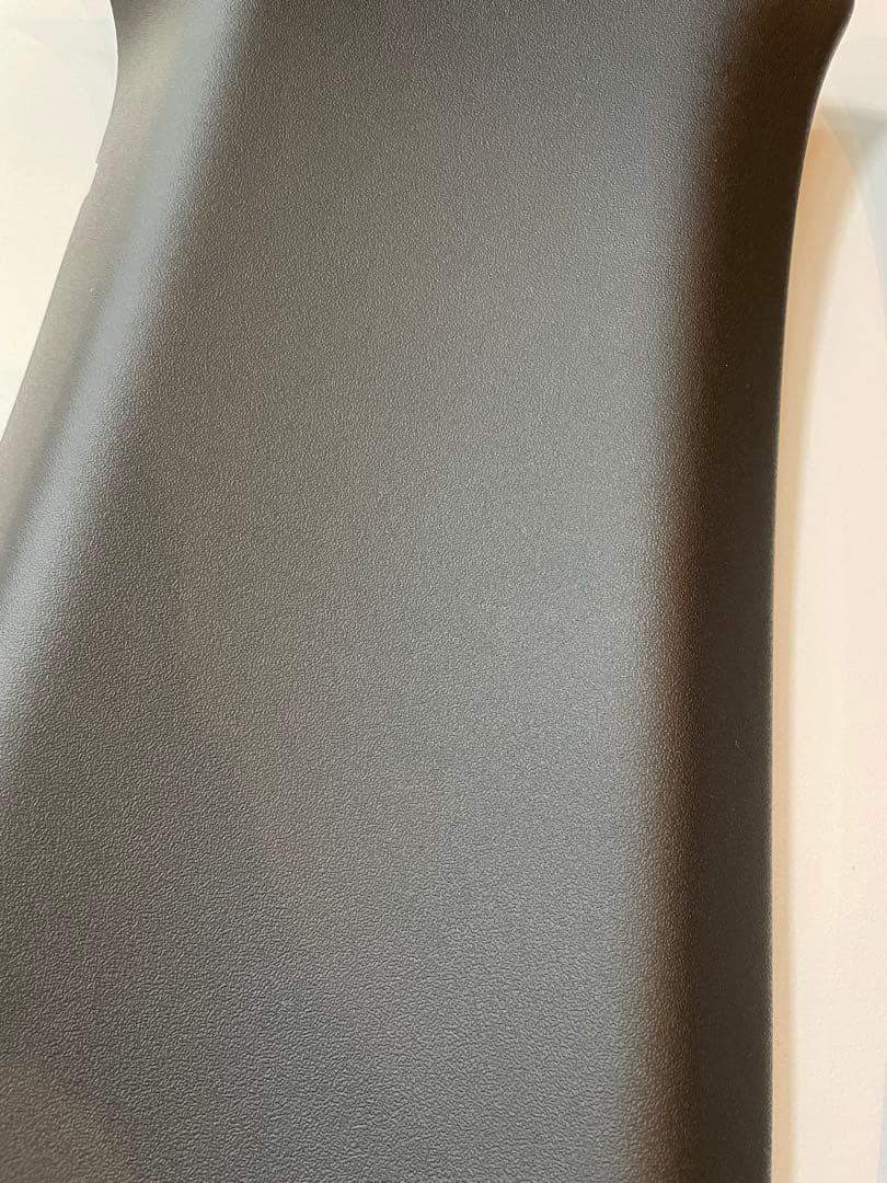 送料込　新車取り外し　ハイエース　ダークプライム2 左右Dピラー　ナロー