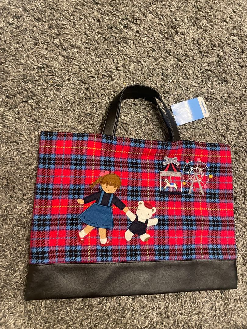Familiar 限定品 秋のファミリアショー レッスンバッグ　チェック 赤