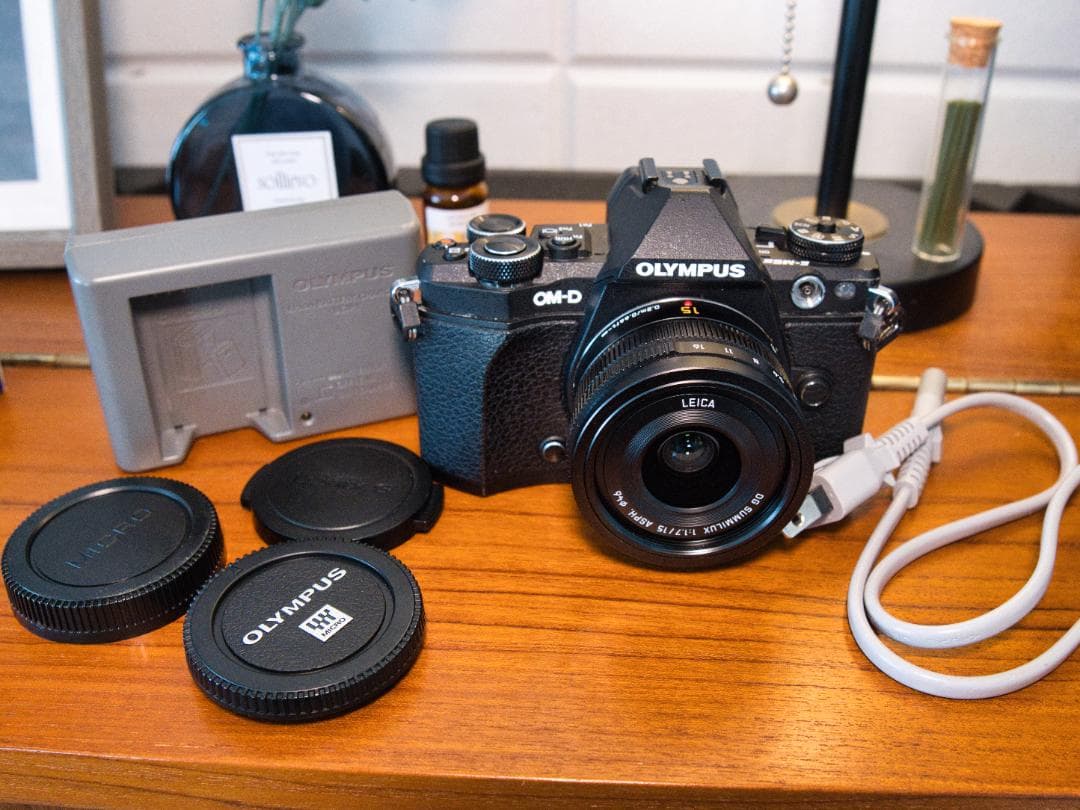 デジタルカメラ OM-D E-M5 Mark II + LEICA LUMIX 15mmF1.7