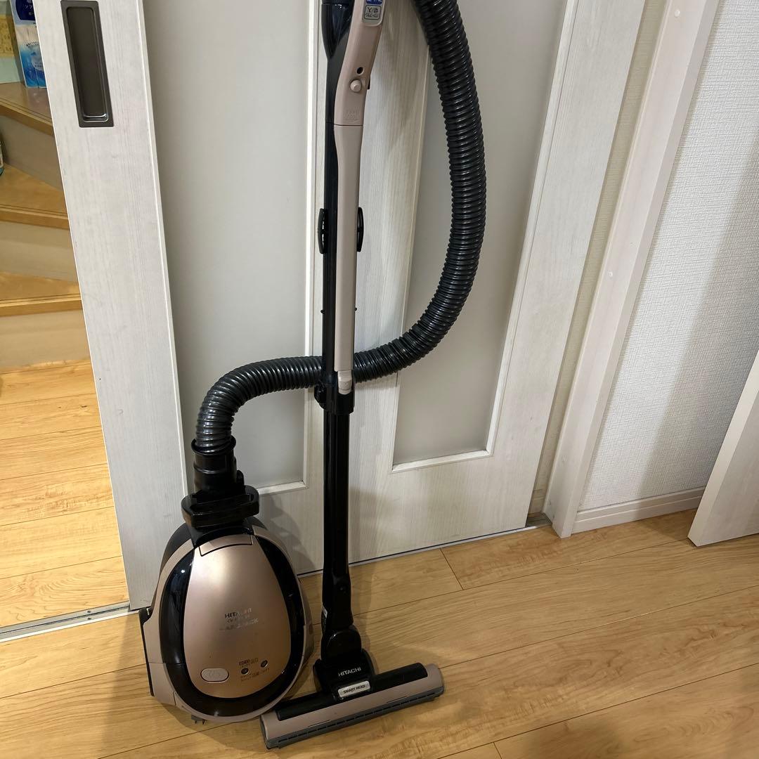 HITACHIキャニスター掃除機 2019年製 パックフィルター17枚付き