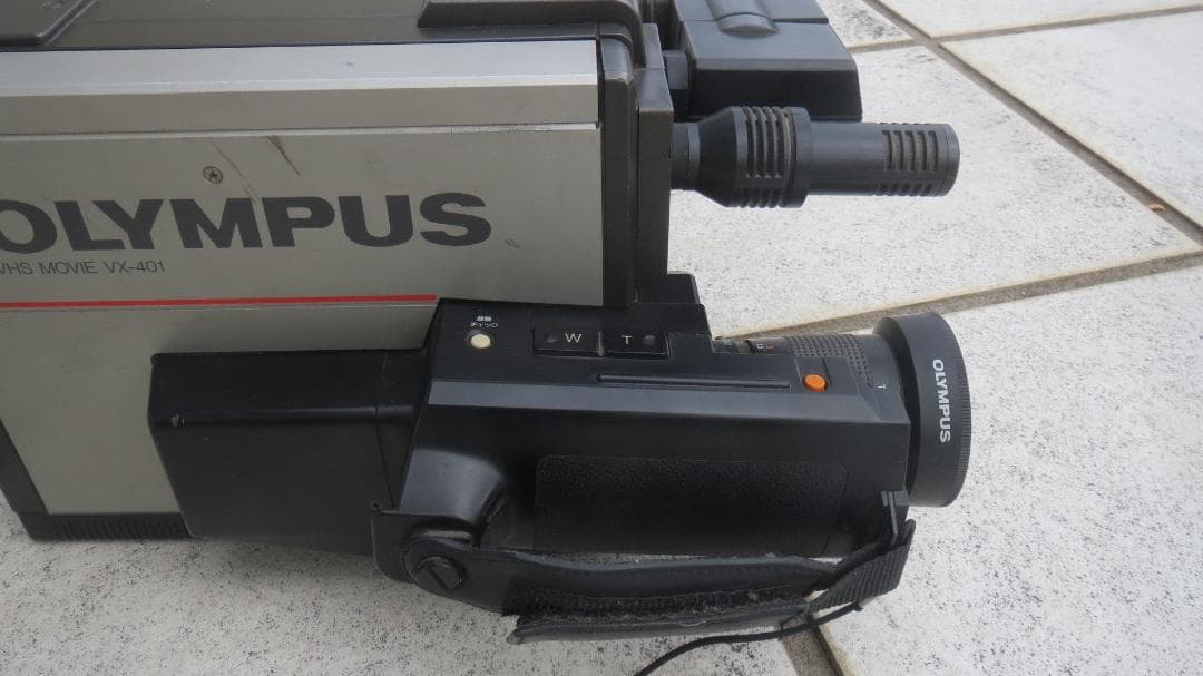 VHSビデオカメラ　オリンパスVX-401