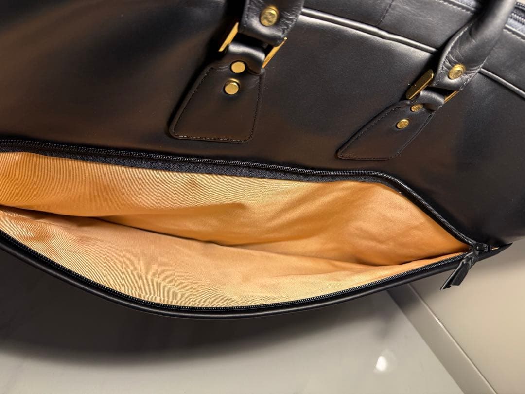 吉田カバン牛革ガーメントバック