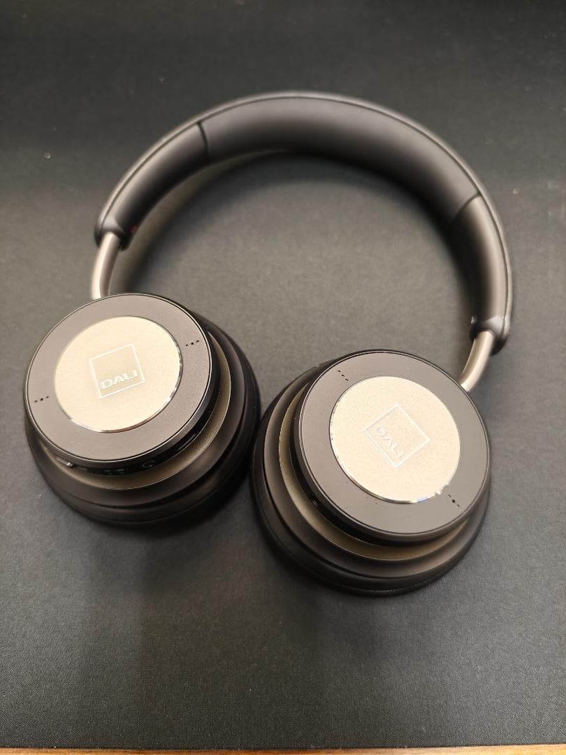 dali io4 ワイヤレスヘッドホン