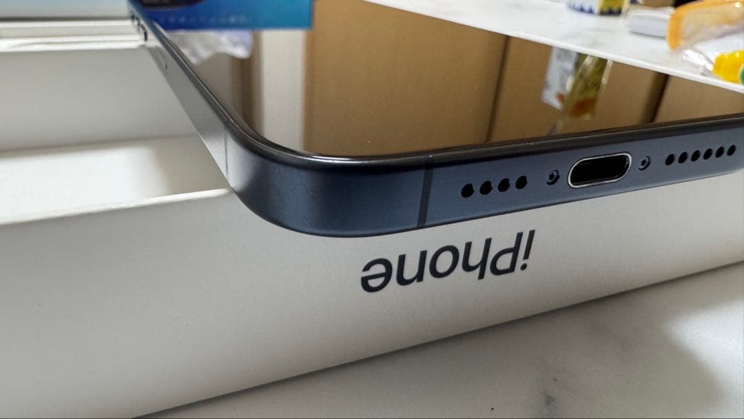 iPhone 15 Pro Max ブラックチタニウム SIMフリー